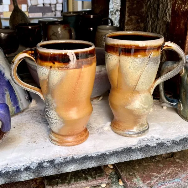 Wheel Throwing and Handbuilding: Cone 10 Soda Firing / Slips and Glazing : Intermediate to Advanced
