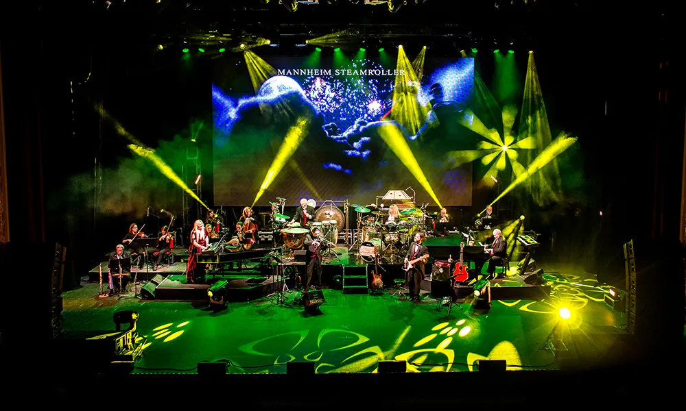 Mannheim Steamroller Christmas by Chip Davis