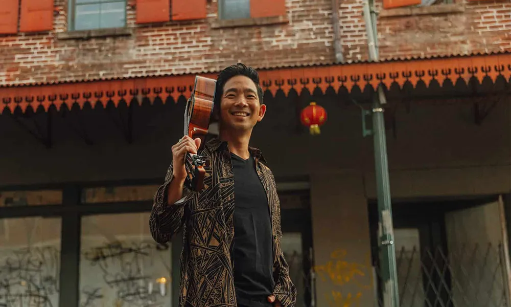 Jake Shimabukuro - Tradewinds & Rainbows Tour