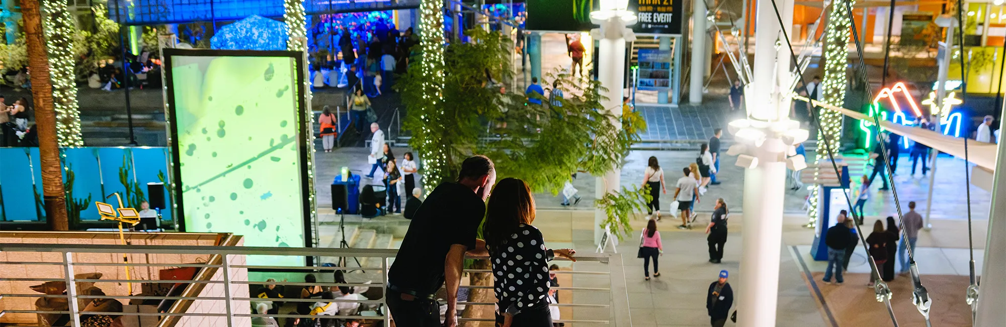 One East Pop-Up: MAC 20th Anniversary VR Experience and Projection Installation