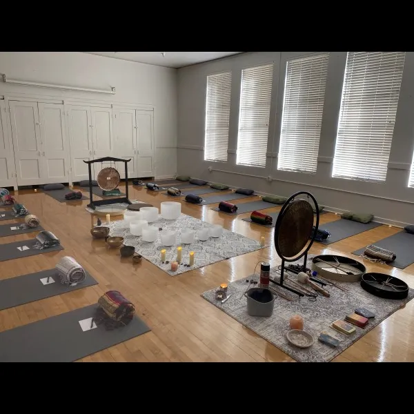 Singing Bowls Sound Bath Experience