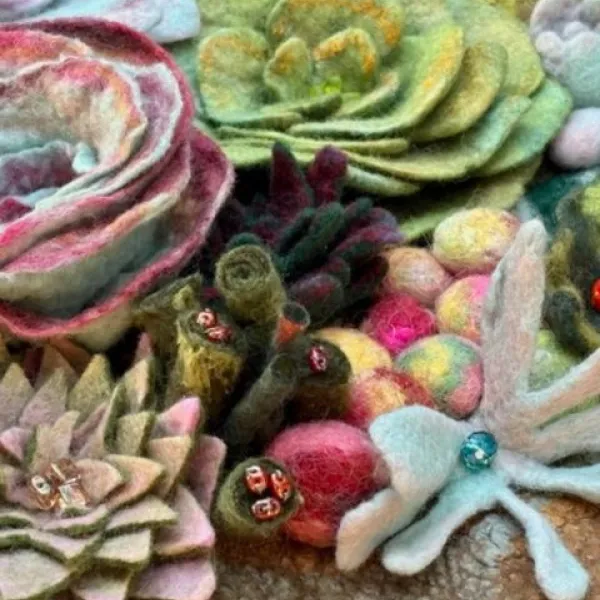 Arts in Mind: Fabric Holiday Succulent